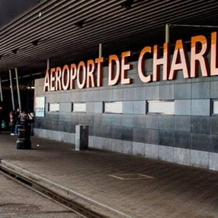 Station 173 C Bruxelles-Charleroi-Airport Lejlighed Eksteriør billede
